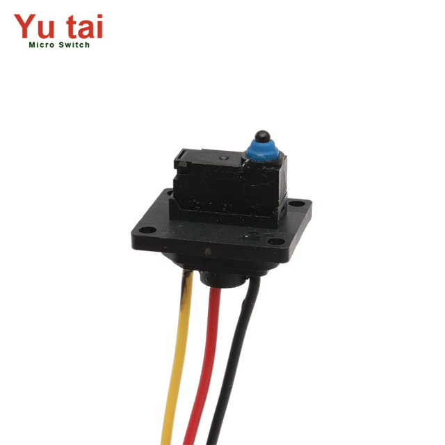 Bottom Outlet EV Charger Gun 300 with User-Friendly Handle