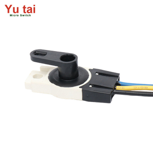 Reliable 300 Series Wire-Connected Door Switch for Commercial Vehicles